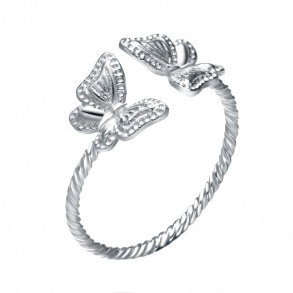 Dainty and sweet BUTTERFLY STERLING SILVER OPEN teo adjustable RING